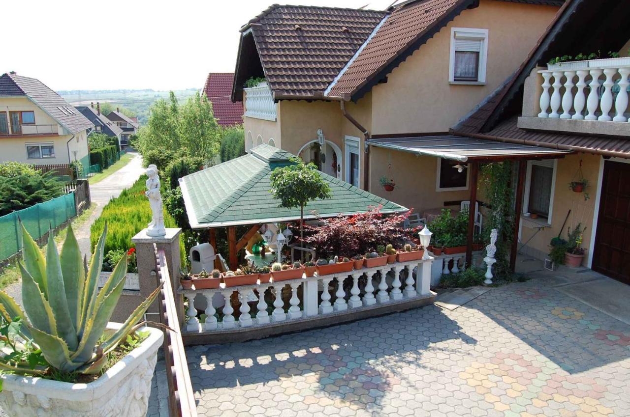 Apartment In Heviz/Balaton 18913 Exteriér fotografie